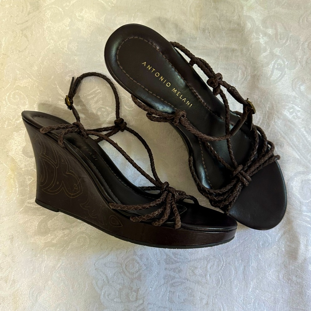 Antonio Melani vintage brown platforms, size 9 slim.